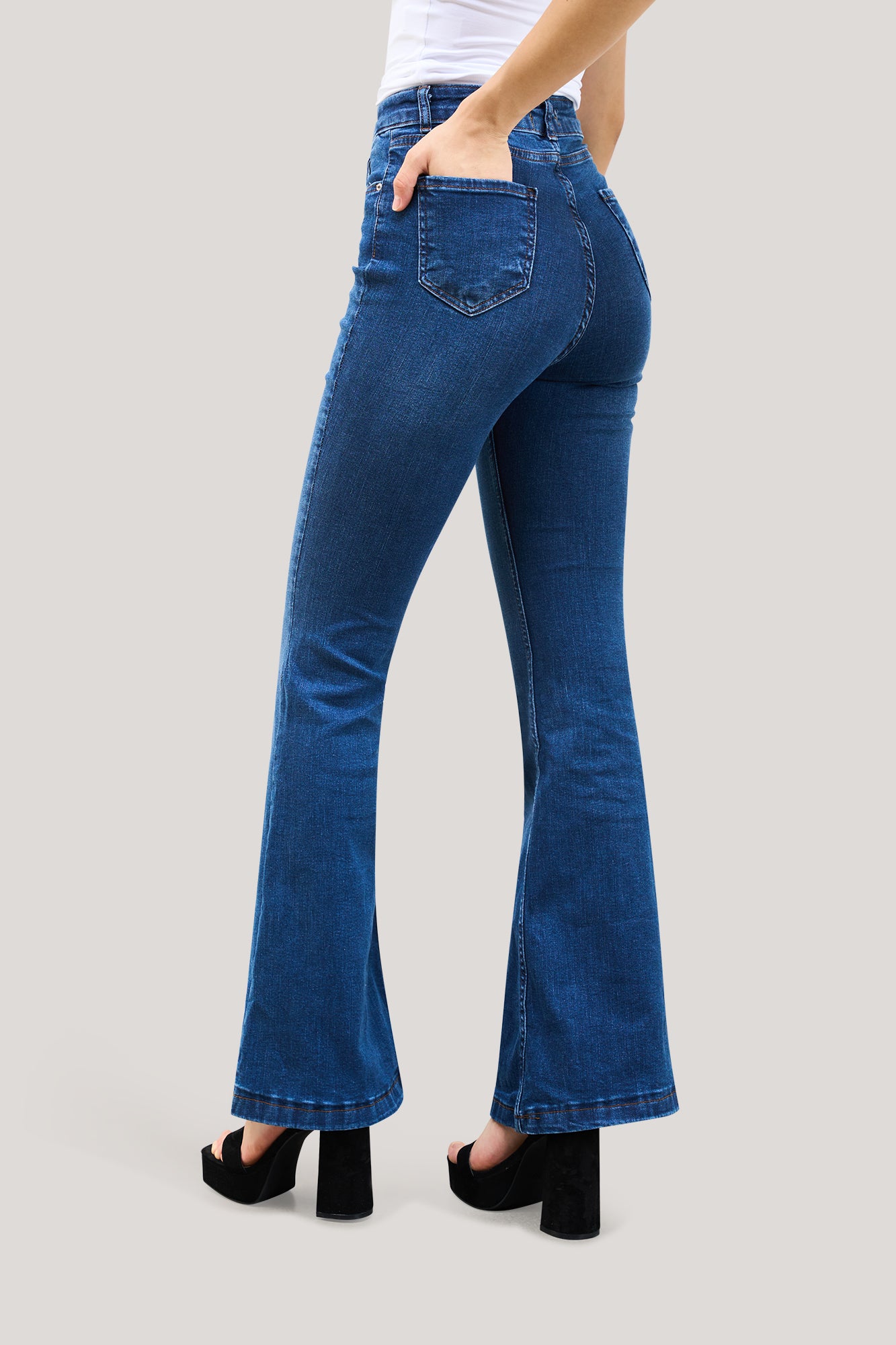 Flared Jeans